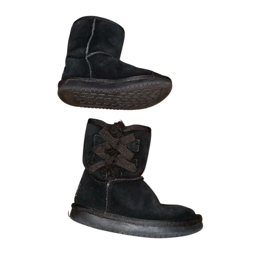 Koolaburra by UGG Toddler Black Short Boots Size 10 Bow‎ Accents fair condition